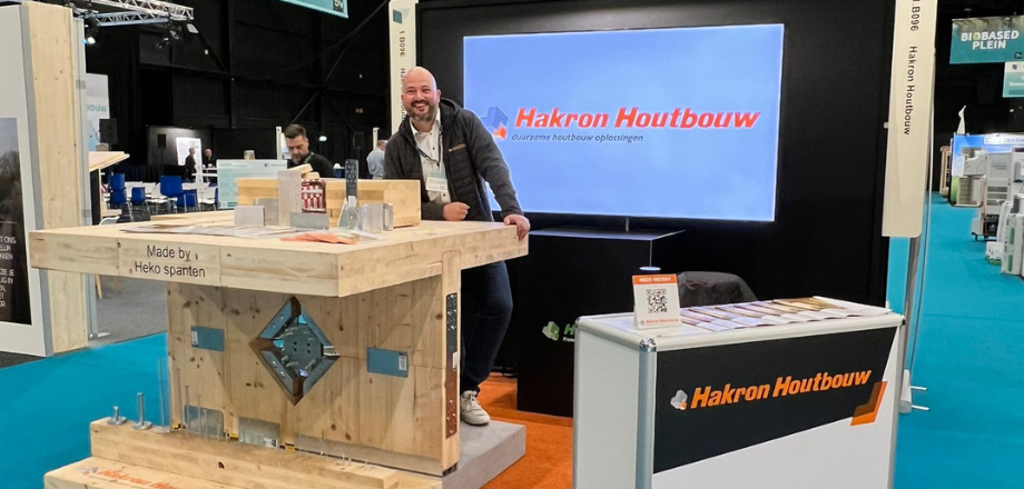 Hakron Houtbouw op de vakbeurs Houtbouw